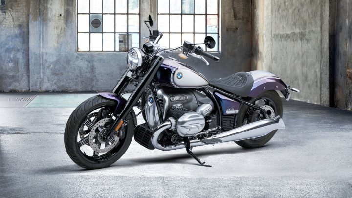 BMW R 18